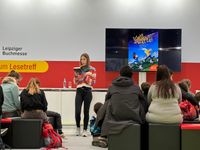 Anna Schlutter Lesung &quot;Welt, warte&quot; auf der Leipziger Buchmesse